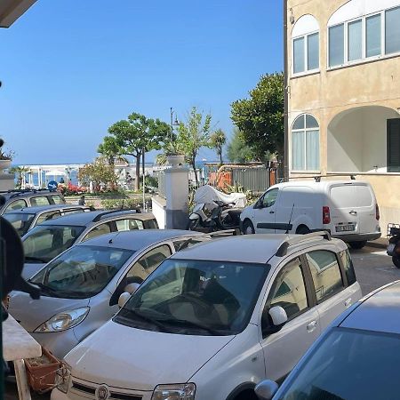 Appartamento 10 M Dal Mare Casa Da Zia Lena Maiori Bagian luar foto