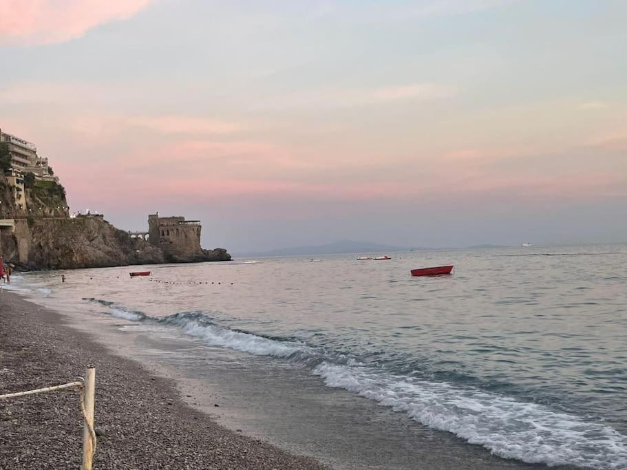 Appartamento 10 M Dal Mare Casa Da Zia Lena Maiori Bagian luar foto